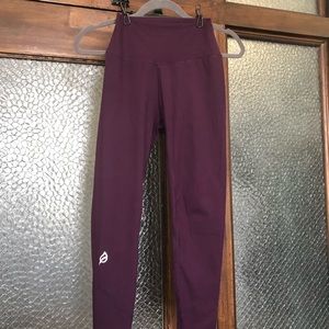 Plum P’tula Active Alainah III 23” leggings